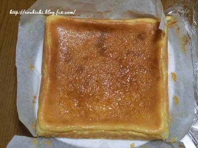 スクエア型でチーズケーキ