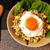 食欲タイキック。肉汁溢れるスイチリ厚揚げガパオ（糖質7.6g）