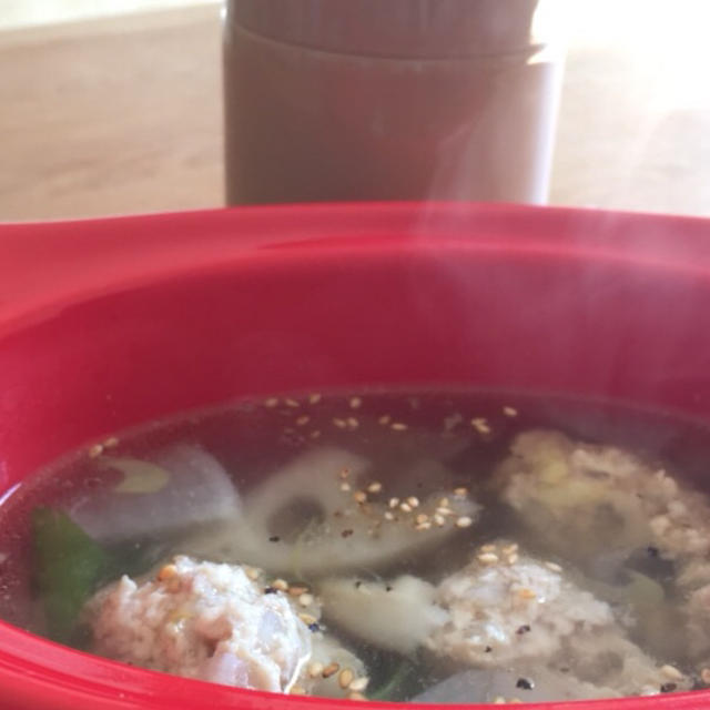 体ポカポカ♩鶏団子の根菜入り生姜柚子スープ