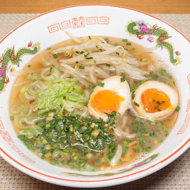 もやし味玉ニラ醤油ラーメン