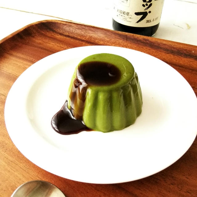 抹茶プリンの黒糖シロップがけ／抹茶マーブルシフォンケーキ