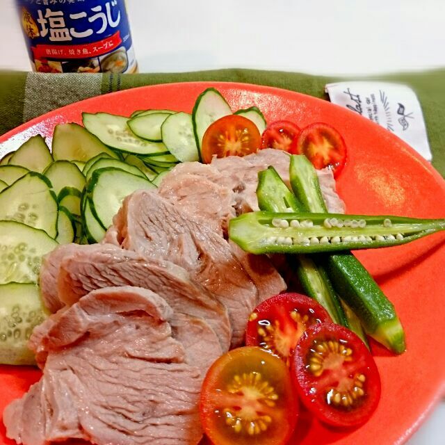 Miki (^_−)−☆さんのお肉に気づかれないように そっと作ると美味しい茹で豚