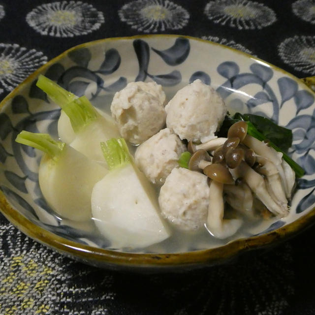 鶏だんごと小蕪のスープ煮