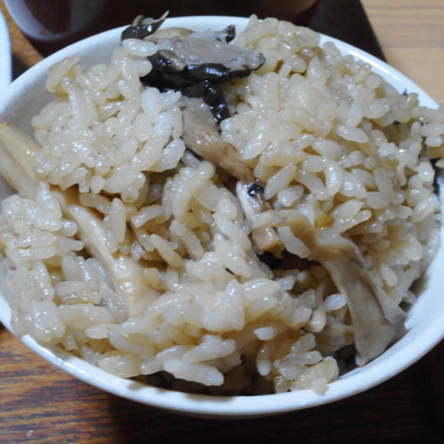 舞茸と平茸の炊き込みご飯 By 梅の実学園さん レシピブログ 料理ブログのレシピ満載