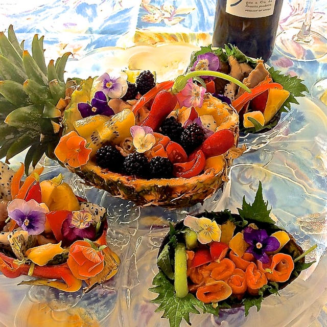 『お洒落なフルーツボートカルパッチョ』♡ 海のワイン『ビオンタ  アルバリーニョ』にあわせて♪♪