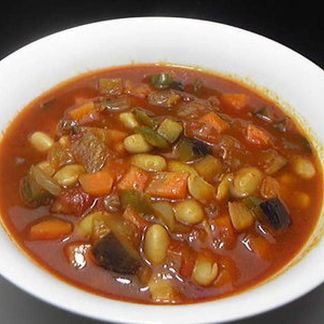 Vegan ♪  トマトと豆のスープ