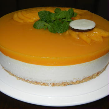 fromage cru mangue「マンゴーのレアチーズケーキ」 