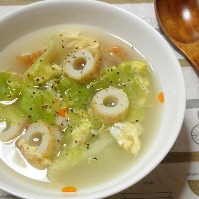 簡単！レタスとちくわのピリ辛中華スープ☆
