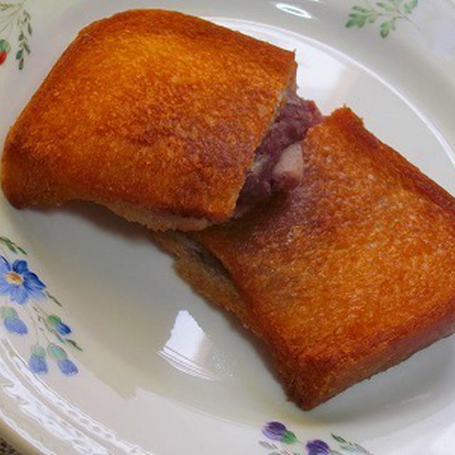 食パンで 餅 あんこ入り揚げパン By ハッピーさん レシピブログ 料理ブログのレシピ満載