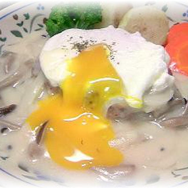 ホワイトソースde煮込みハンバーグカルボナーラ風 By Aukoさん レシピブログ 料理ブログのレシピ満載