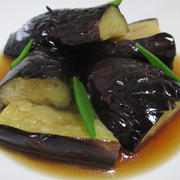 ナスの揚げびたし＜ほど良い酸味と胡麻油の風味＞