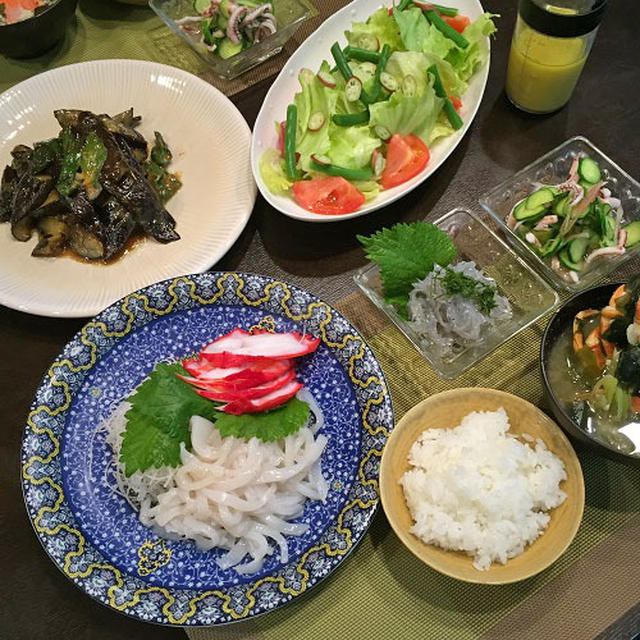 夕食は和食で・・旬の野菜でフレッシュサラダと手作りドレッシング