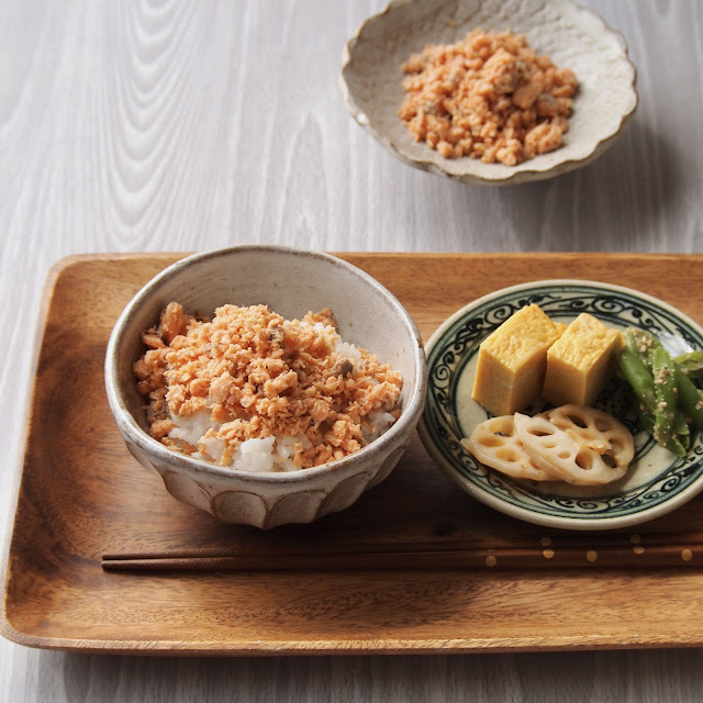 北海道産生秋鮭で作るご飯どろぼう