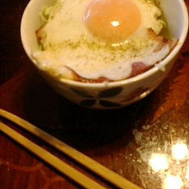 ベーコンエッグ丼