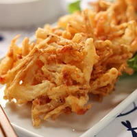 大根の皮と桜エビのかき揚げ