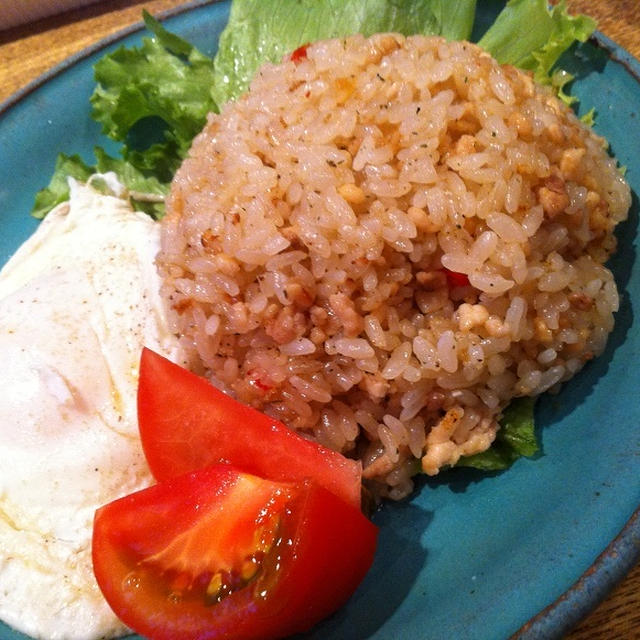 ハーブミックスそぼろでバジルご飯風チャーハン