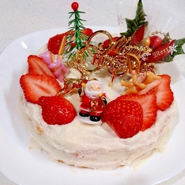 【糖質制限】全量約360kcal苺クリスマスケーキ