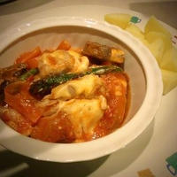 秋の夜長にワインと如何？　鶏肉とトマトの簡単煮込み料理+隠し味