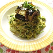 アボカドと茄子のパスタ