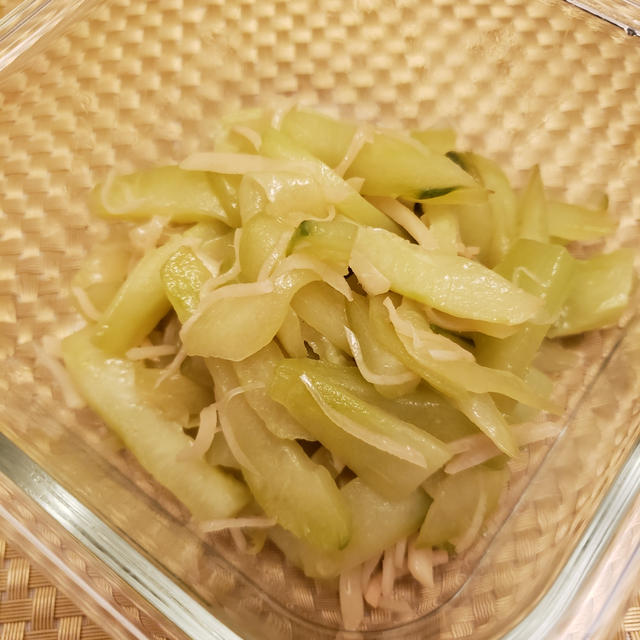 胡瓜と新生姜の炒め物