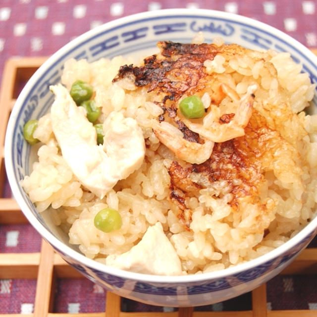 グリンピースと鶏肉の絶品中華風炊き込みごはん