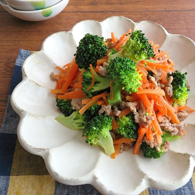 緑黄色野菜を食卓に ブロッコリーとにんじんのコンソメ炒め By Kaana57さん レシピブログ 料理ブログのレシピ満載