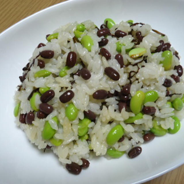 小豆 枝豆で２色の豆ごはん By Mukoaiさん レシピブログ 料理ブログのレシピ満載