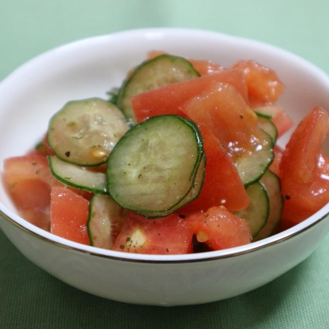 減塩レシピ♪トマトと胡瓜のサラダ