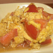 トマトと卵の炒め物