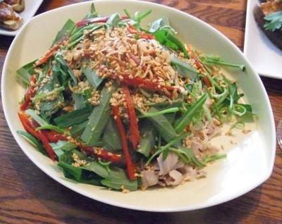 ベトナム風空芯菜と豚肉の冷麺