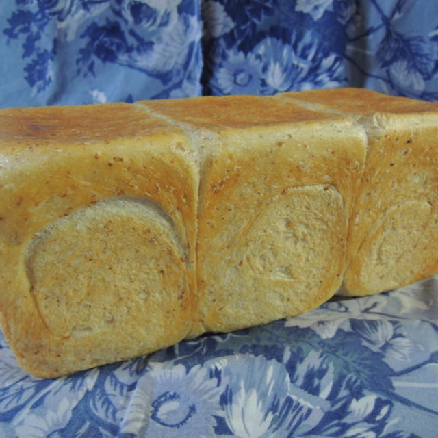 ライ麦角食パン