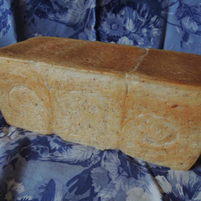 ライ麦角食パン