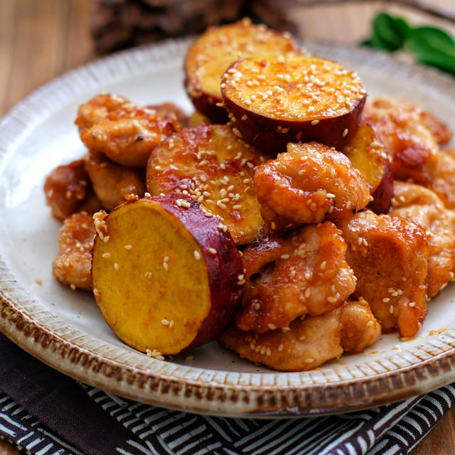 ＊さつまいもと鶏肉の甘辛ごまのバター炒め＊コクうまで、甘辛...
