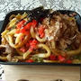 鉄板で黄金焼きうどん