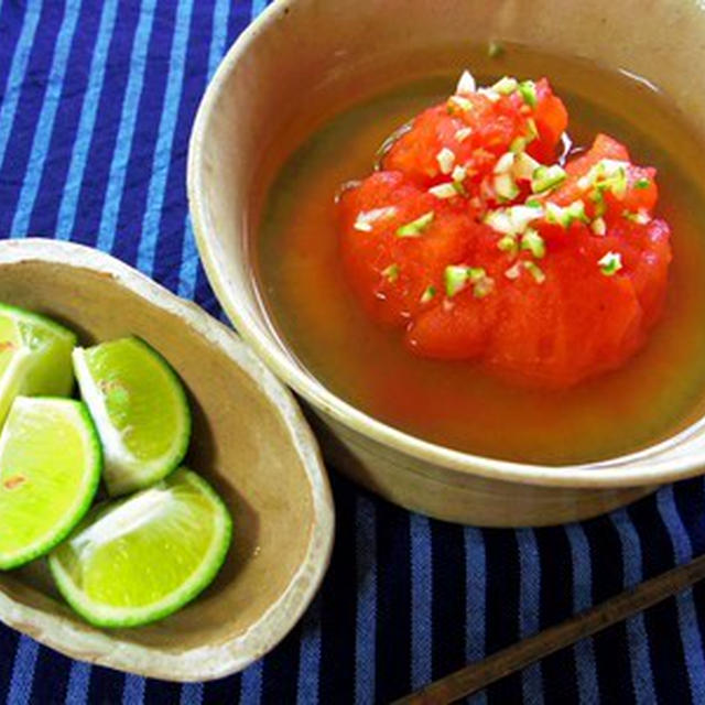 すだちで爽やか！トマトのとろとろ蒸し煮