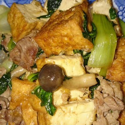 豚肉とチンゲン菜と厚揚げで中華炒め&いつもの残り物スープ