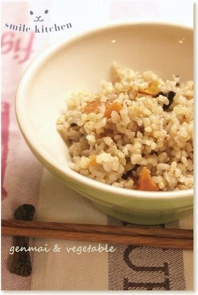 玄米と香味野菜の炊き込みご飯