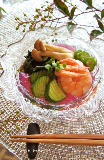 オウチで会席料理『和田倉』風の前菜☆白だし漬け海老と野菜の酢の物ゼリー寄せ。