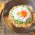 粘り系海鮮丼。釜揚げ黄身しらすの炒りきのこオクラそぼろ丼（糖質4.3g）