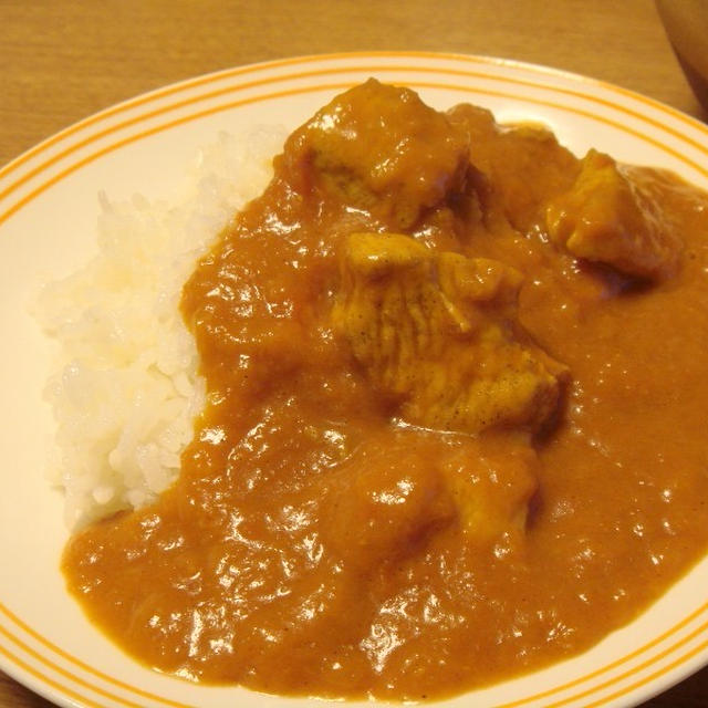 いわき愛菜とまとのチキンカレー。