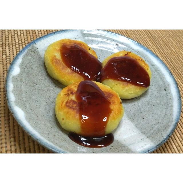 おやつに作りました！みたらしなしでも美味しい♪さつまいも餅★