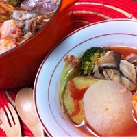 牡蠣と野菜のホクホクトマト鍋