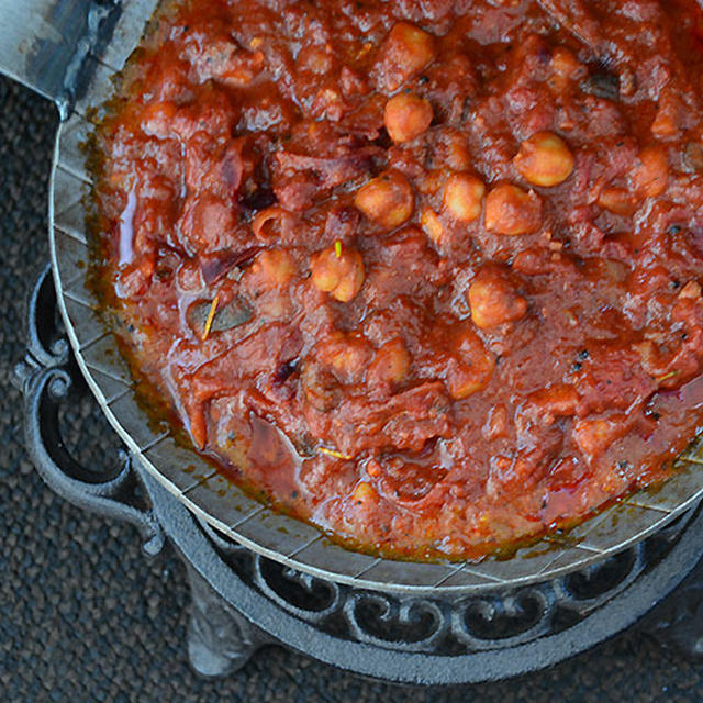 ガルバンゾーカレー　～スパイス大使　Myカレーパウダーを作る～　ナン事件