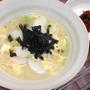 韓国料理：トック(韓国式の餅スープ)