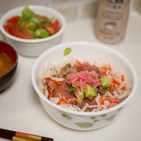 牡蠣だし醤油で「マグロすき身のヅケ丼」（レシピあり）