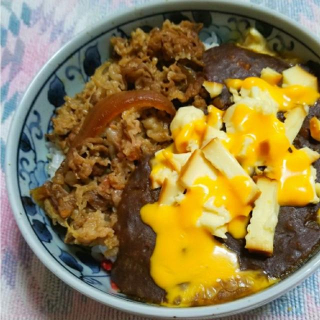 牛チーズ黒カレー