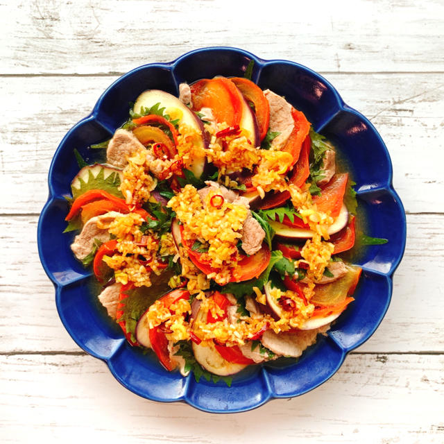 レンジで簡単！豚肉と夏野菜のさっぱり蒸し！