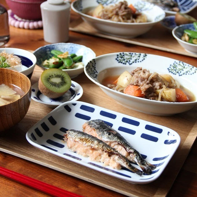 いわしの辛子明太マヨ焼き。肉じゃがとか。