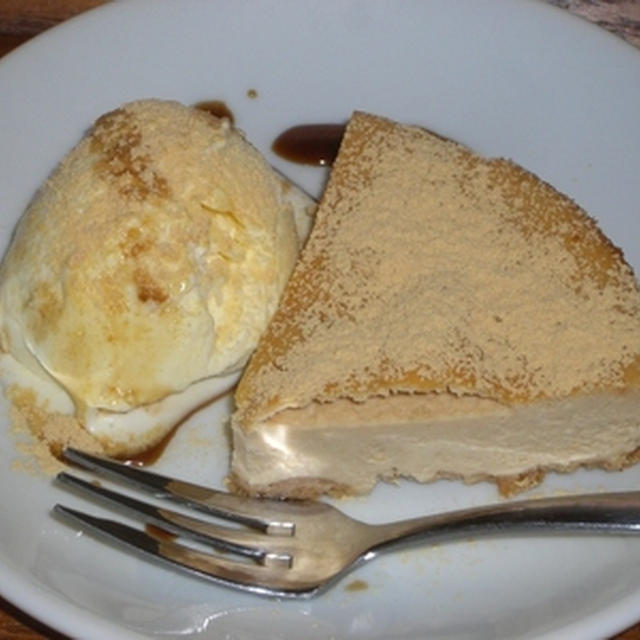 きな粉のベークドチーズケーキ