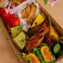 夫婦ふたりで楽しむ近くの公園で花見のプチ行楽弁当